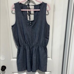 Supremebeing denim look 100% cotton Women’s Romper size L NWOT!
